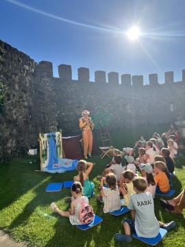 Predstava Lisjak Lovro